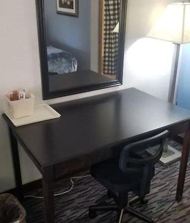 Hotel 2 Queens Hotel Room 228 Wi-Fi Booking สติลวอเตอร์ ภายนอก รูปภาพ
